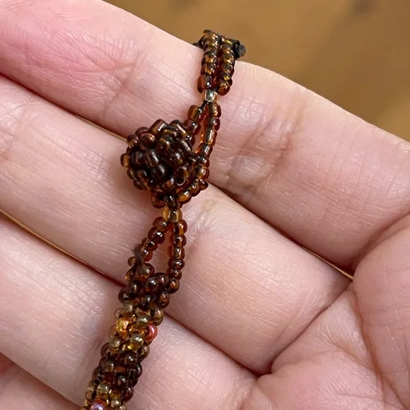 1970s style woven bead choker necklace - Picture 4 of 5